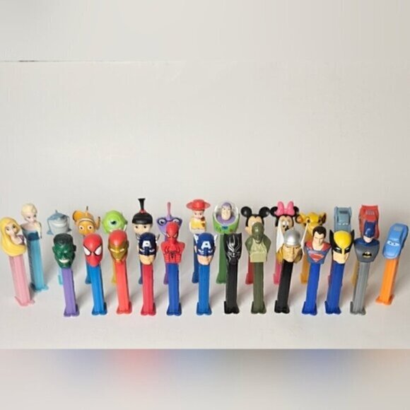 Selling as a Lot - 35 PEZ Dispensers - Disney / Marvel / DC / Pokémon and more - Picture 2 of 15